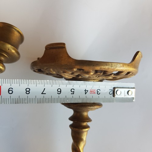 Antiguo vástago giratorio Art Nouveau latón fundido candelabros iglesia 13 cm Inglaterra - Imagen 14 de 23