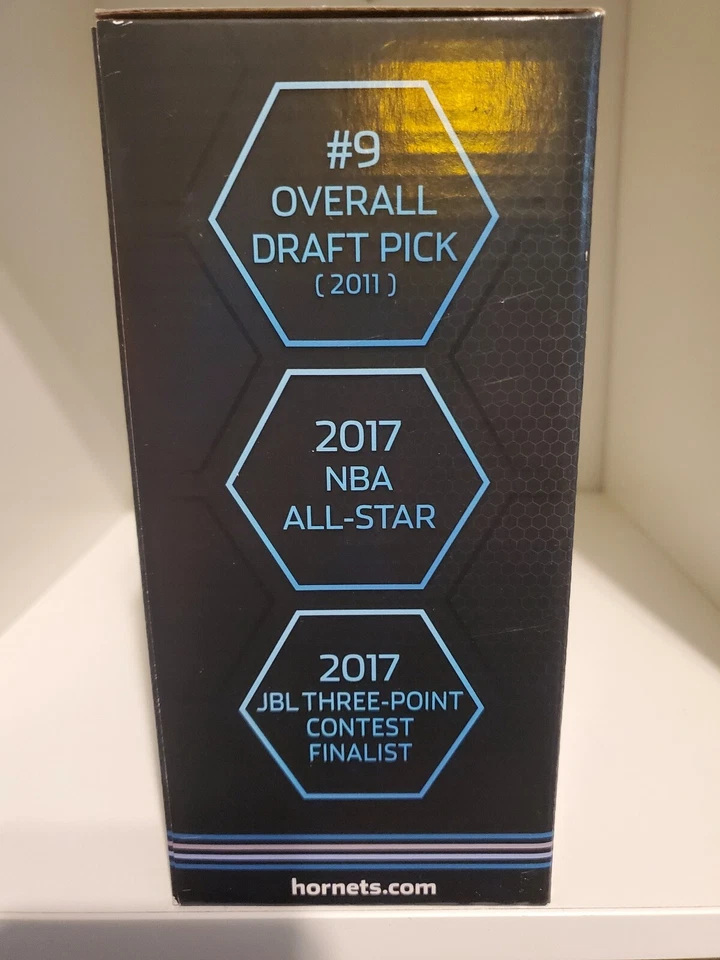 Kemba Walker #15 Charlotte Hornets BUZZ CITY Exclusive Limited Ed Bobblehead  - Image 4 of 4