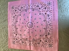 NEW HAV-A-HANK PINK PAISLEY BANDANA HEAD Neck Wrap Hanky Scarf Handkerchief 22  
