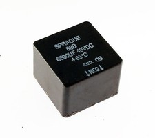 1x 6800uF 40V Plastic Case Plug-In Design Aluminum Capacitor DC 85C 6800mfd