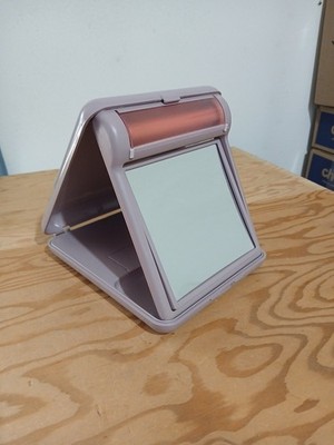 Vintage Clairol Pretty Looks Anywhere Lighted Fold Up Two Sided Makeup Mirror