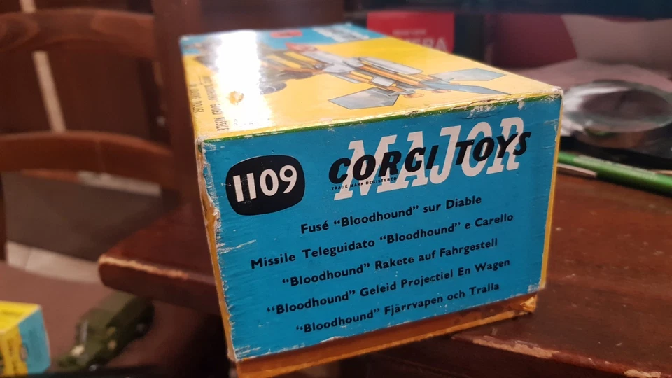 CORGI TOYS MAJOR 1109 BRISTOL BLOODHOUND ORIGINAL BOX VINTAGE - Immagine 4 di 4