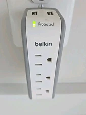 Belkin BZ103050TVL 3-Outlet  Surge Plus 2 USB Swivel Surge Protector Power Strip