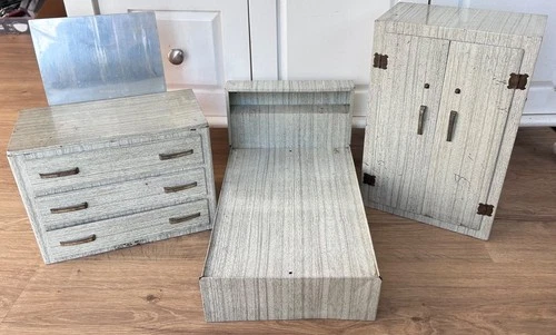 Vintage 1950’s Wolverine Little Sweetheart Bedroom Set~Dresser+Bed+Wardrobe Toy