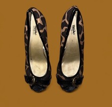 Mossimo Black and brown leopard print peep toe heels, size 7