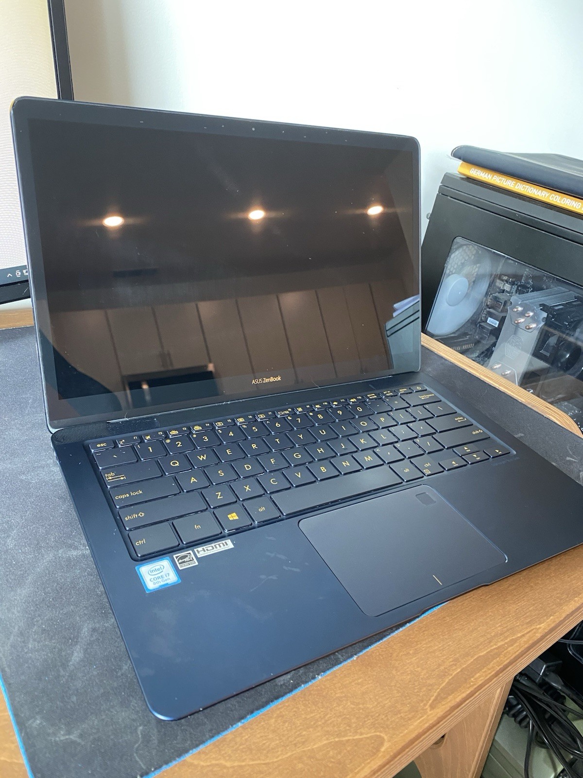 ASUS ZenBook 3 Deluxe, 14-Inch Laptop, with Intel Core i7 8th Gen., 512 GB SSD (Solid State Drive), Windows 10 Home