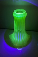 Antique Art Nouveau Tulip Lamp Wes Benson Glass Uraline Vaseline Glass 23cm