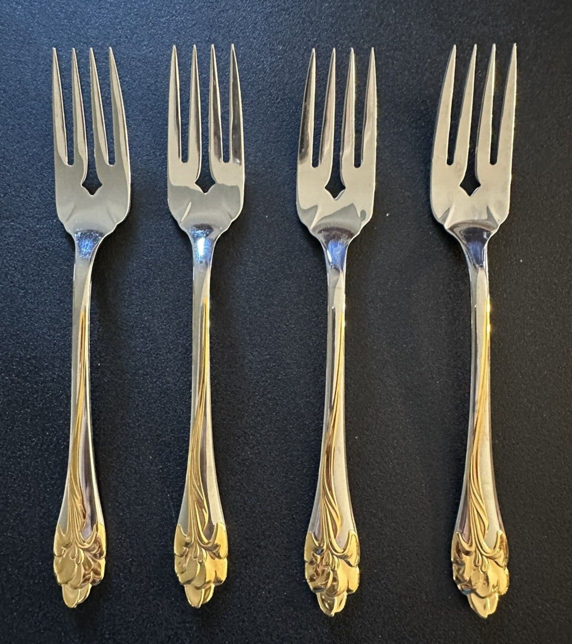 4 Oneida GOLDEN AMARYLLIS Gold Accent Glossy Stainless USA Flatware SALAD/FORKS