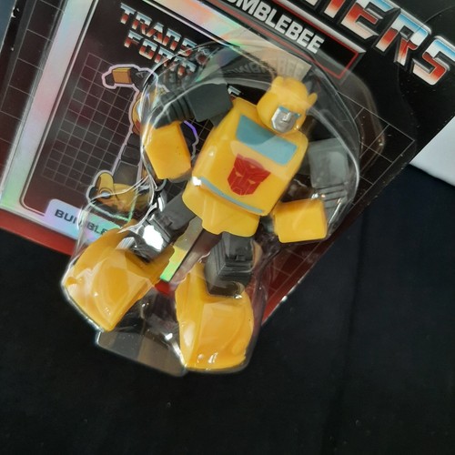 Bumblebee Transformers Figure With Bonus Card 2.5" Hasbro Toys Autobot Yellow - Picture 4 of 8