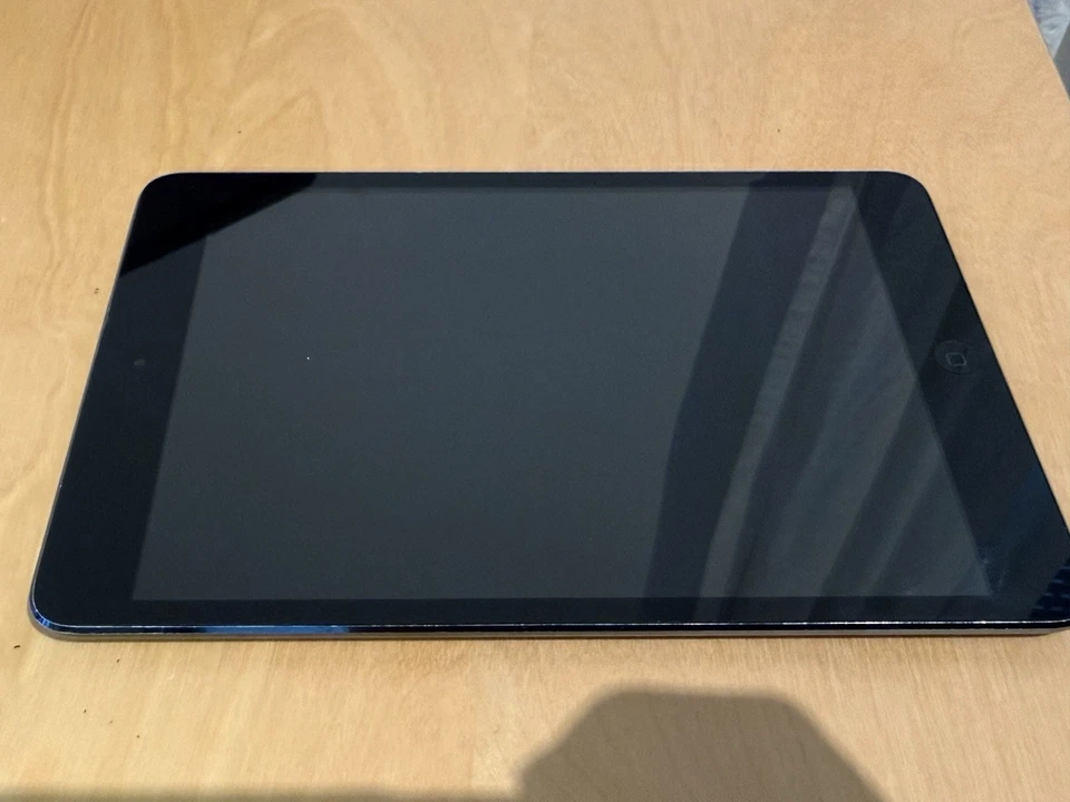Apple iPad mini (1st generation) · 32GB · Wi-Fi, Foto 3 von 5
