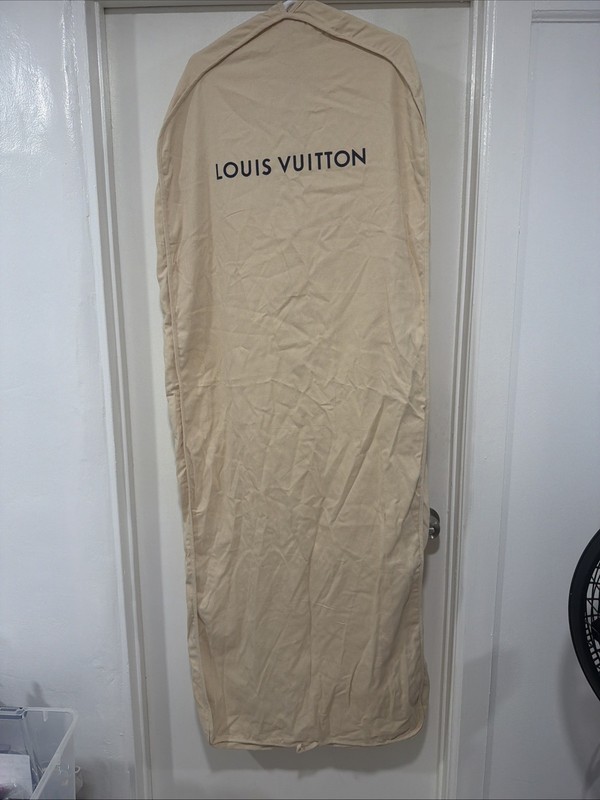 Louis Vuitton Garment Bag 20 X 60 Inc