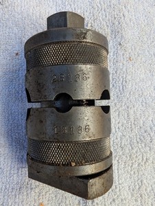 2 Armstrong Bros. Tool Adjustable Boring Bar Tool Post
