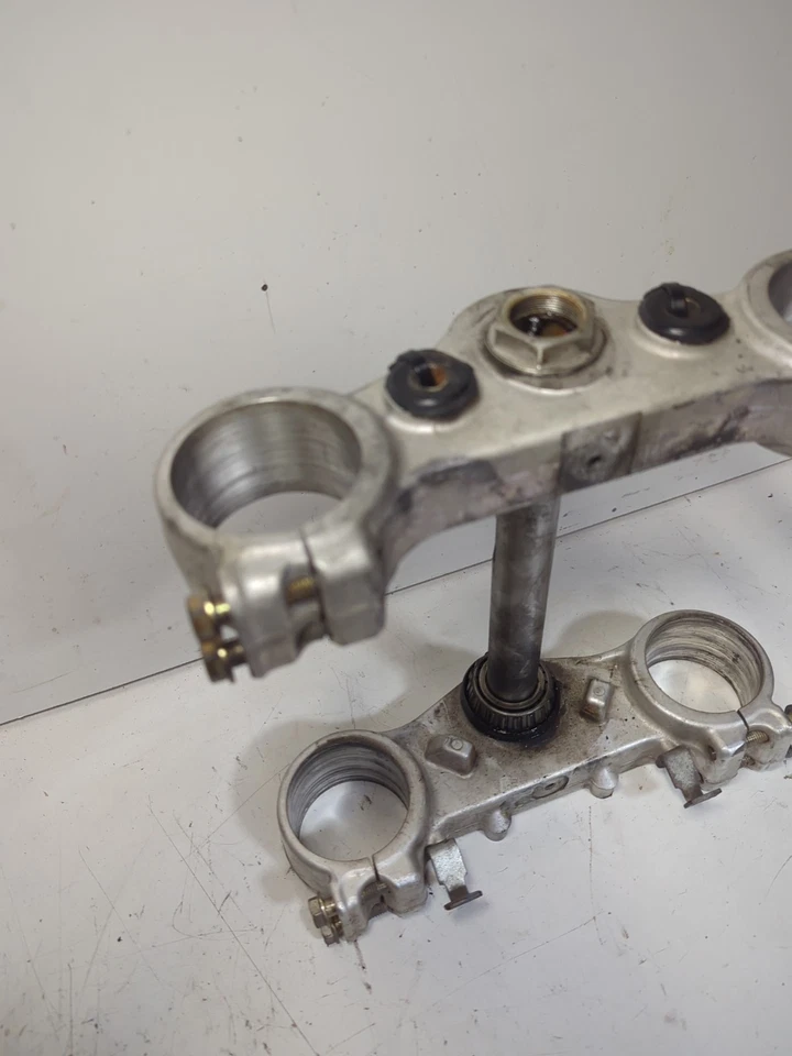 Husqvarna SM450R 2004 тройной шток рулевого управления вилка зажим хомут - Изображение 3 из 4