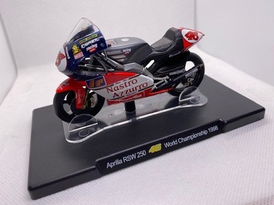 ★rossirossi★ In the 250cc @ausmotogp Valentino Rossi took his 16th GP win over