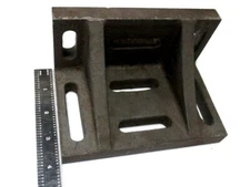 6" W x 3" D x 4" H 7-Hole Webbed End Slotted Angle Plate
