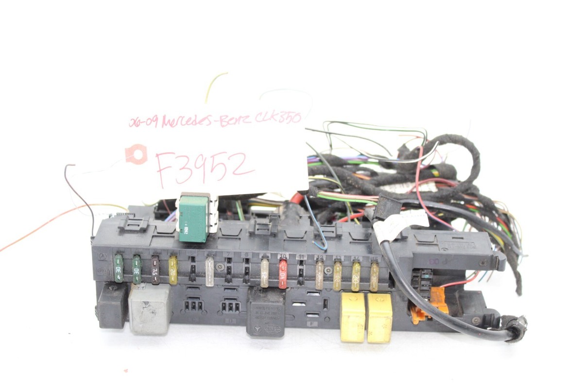 2006-2009 Mercedes-Benz CLK350 Rear SAM Fuse Relay Box F3952