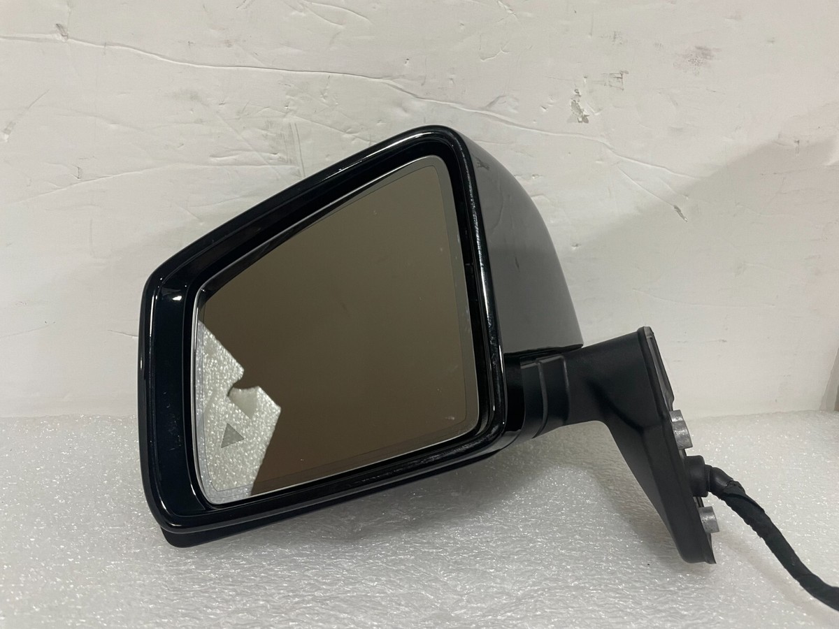 2013-2018 MERSEDES W463 G-WAGON LEFT DOOR MIRROR BLIND SPOT LIGHT