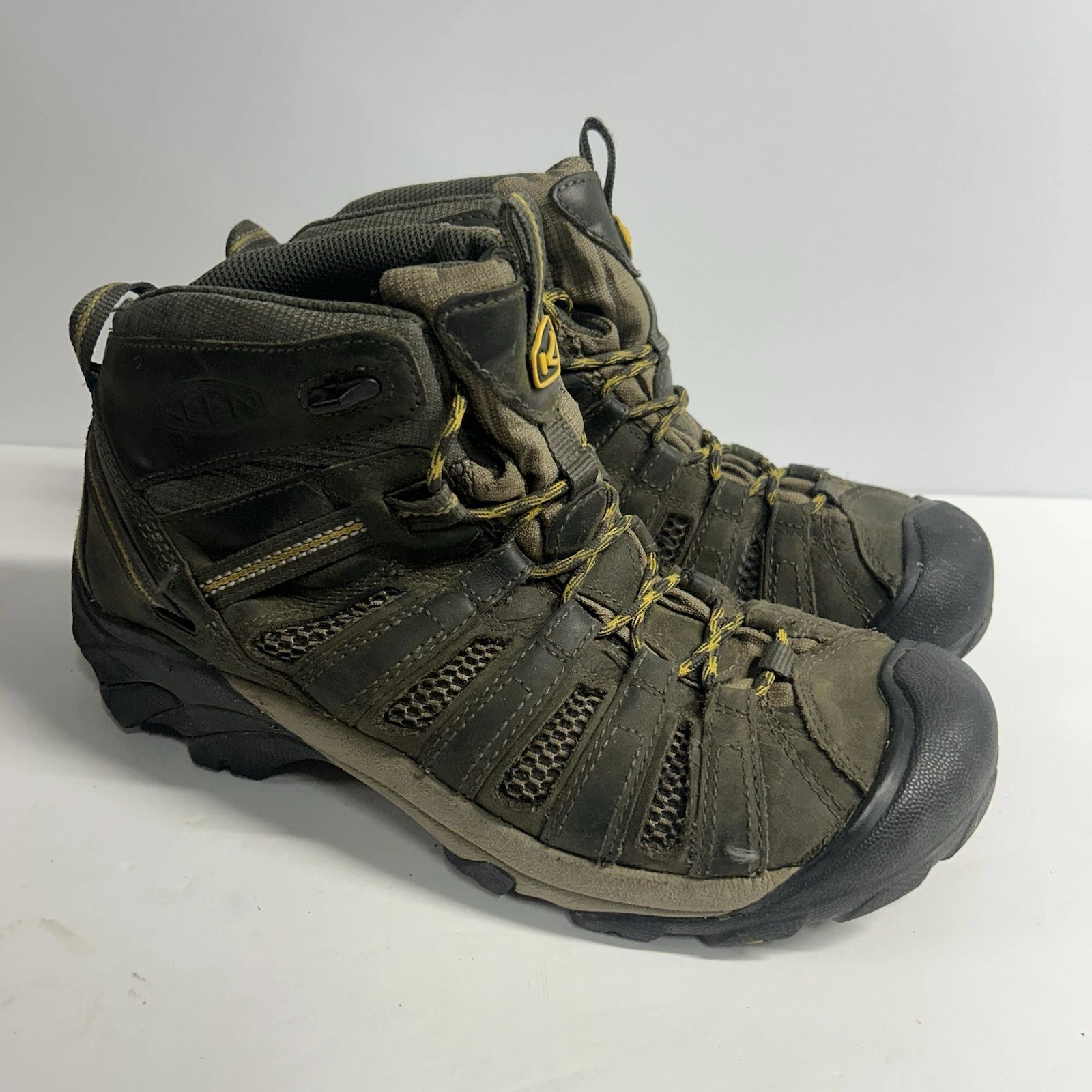 KEEN Targhee II Mid Waterproof Leather Hiking Boots Size 9.5 Gray
Opens in a new window or tab