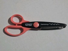 Fiskars Paper Edgers Heartstrings Papercrafting Scrapbooking Scissors