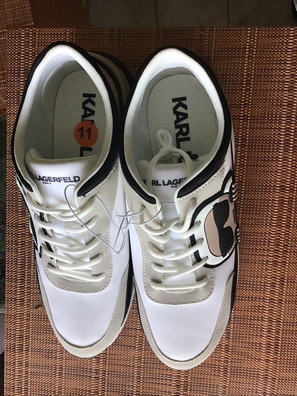 NWOB KARL LAGERFELD Coty Everyday Lace Up Womans Sneaker 11