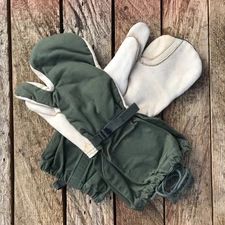 Vintage 1982 Military Issue Mitten Shell w/ Trigger Finger, Leather Palm, Large