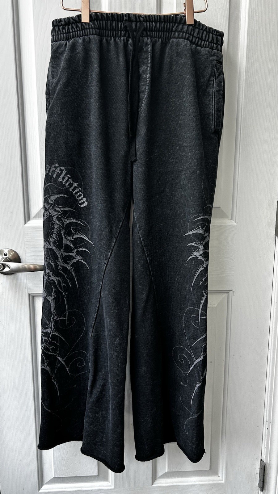 affliction skeleton Men’s Wide Leg Sweatpants Size Large