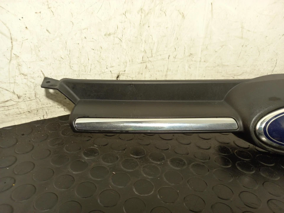 FORD FOCUS GRILLE Mk3 Upper Grille Ebony -21/7/15 2011-2015 BM518200BF  - Image 2 of 4