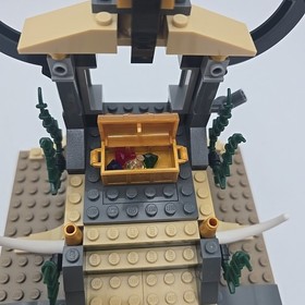 LEGO Atlantis: Gateway of the Squid (8061),  w / Instructions Incomplete