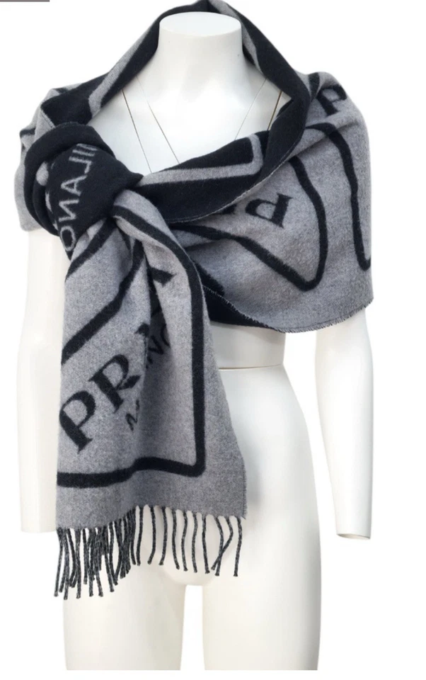 Mantón de cachemir de doble cara PRADA en negro y gris ¡¡AGOTADO!! RARO!!! Foto 4 de 4