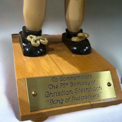 STEINBACH DEUTSCHER HOLZNUSSKNACKER ""JUBILÄUMSKÖNIG"" S1000 LIMITIERT - Bild 4 von 11