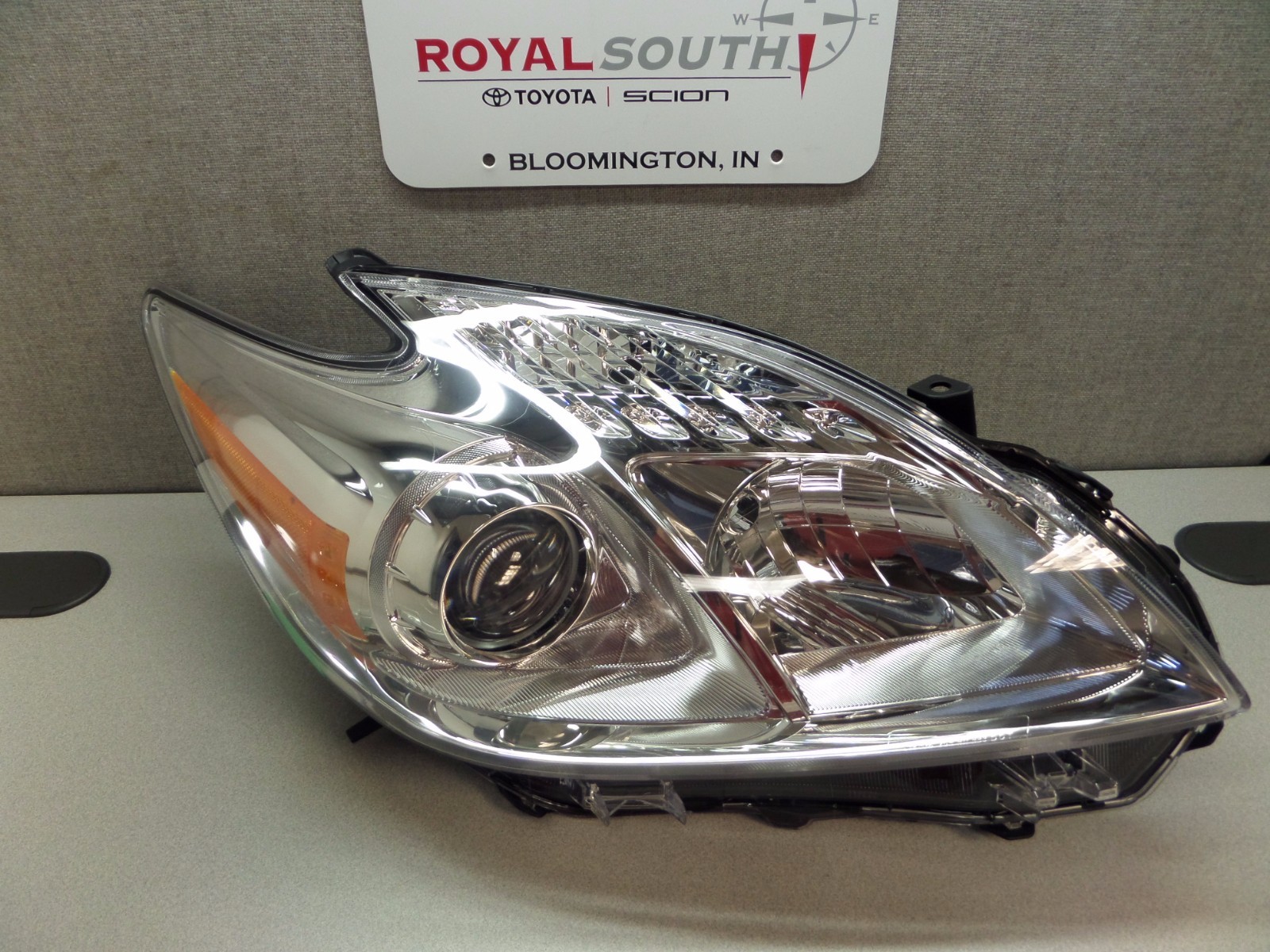 Toyota Prius 1215 Right Front Headlight (Non LED) Genuine OEM OE eBay