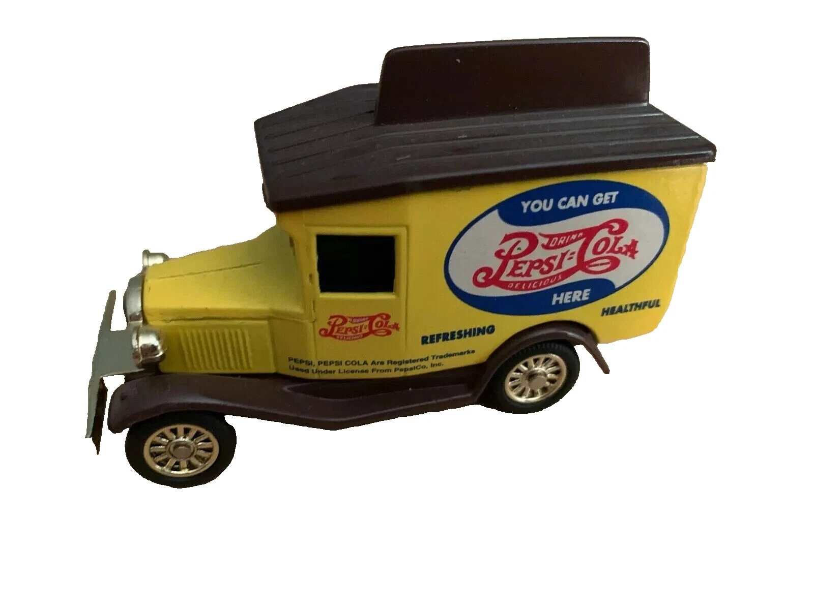 Golden Wheel 1:64 比例压铸玩具运输卡车