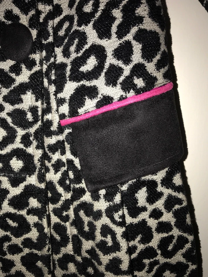 3 SISTERS Zebra Black & White Tapestry Trench Coat Jacket Size Small Beautiful - Image 4 of 4