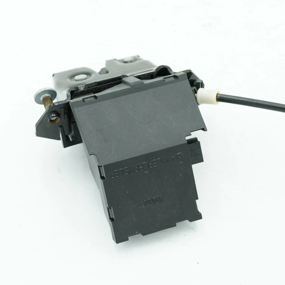 Atuador de trava de porta-malas Mercedes Benz Sedan 4 pinos C320 171-750-01-85 2844 - Imagem 3 de 4