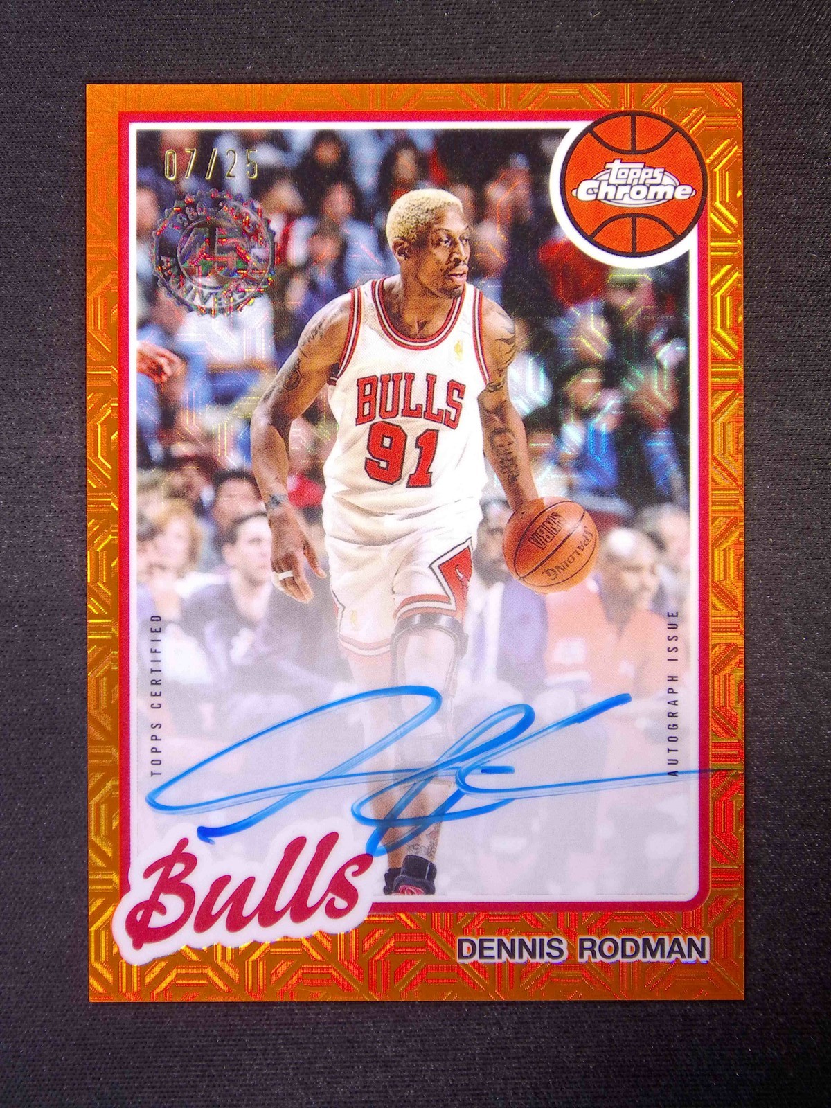 2025-26 Topps Chrome Flagship Dennis Rodman Auto Orange Chrome Mojo /25