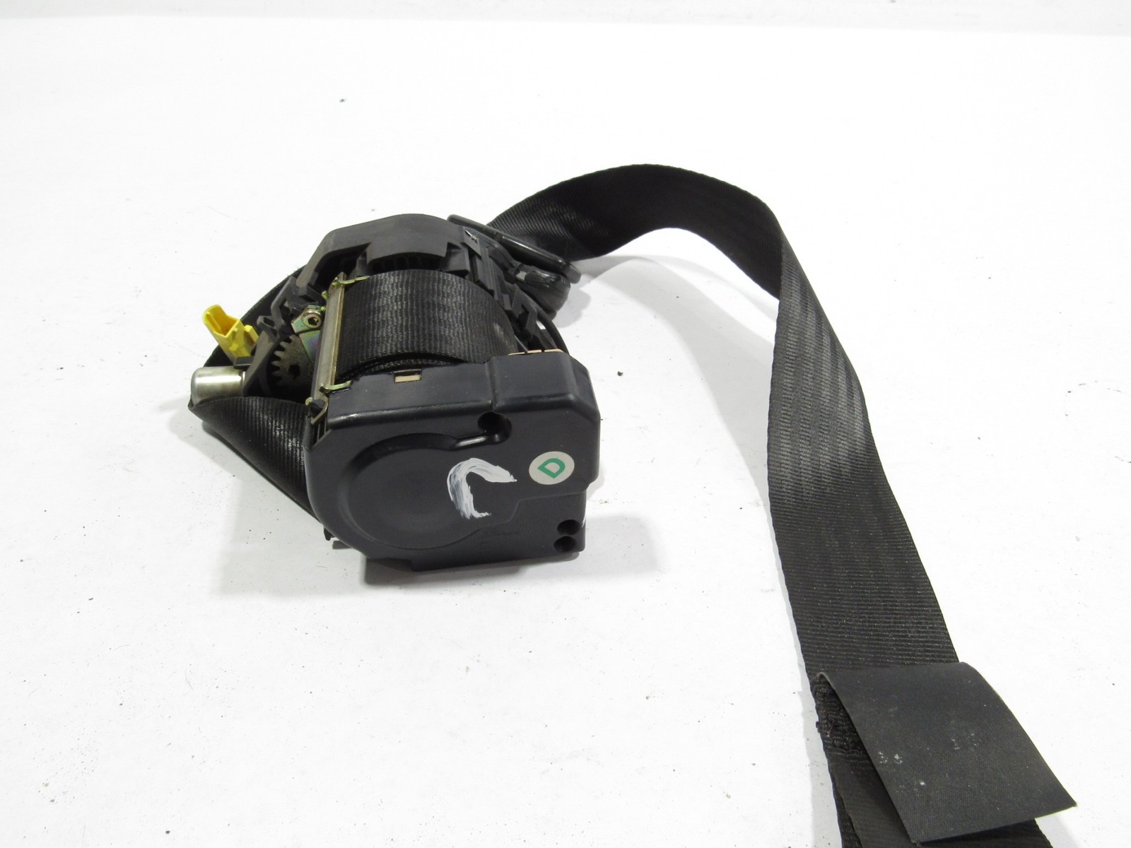 02-06 Maserati Coupe GT 2004 Front Right Passenger Seat Belt Retractor |