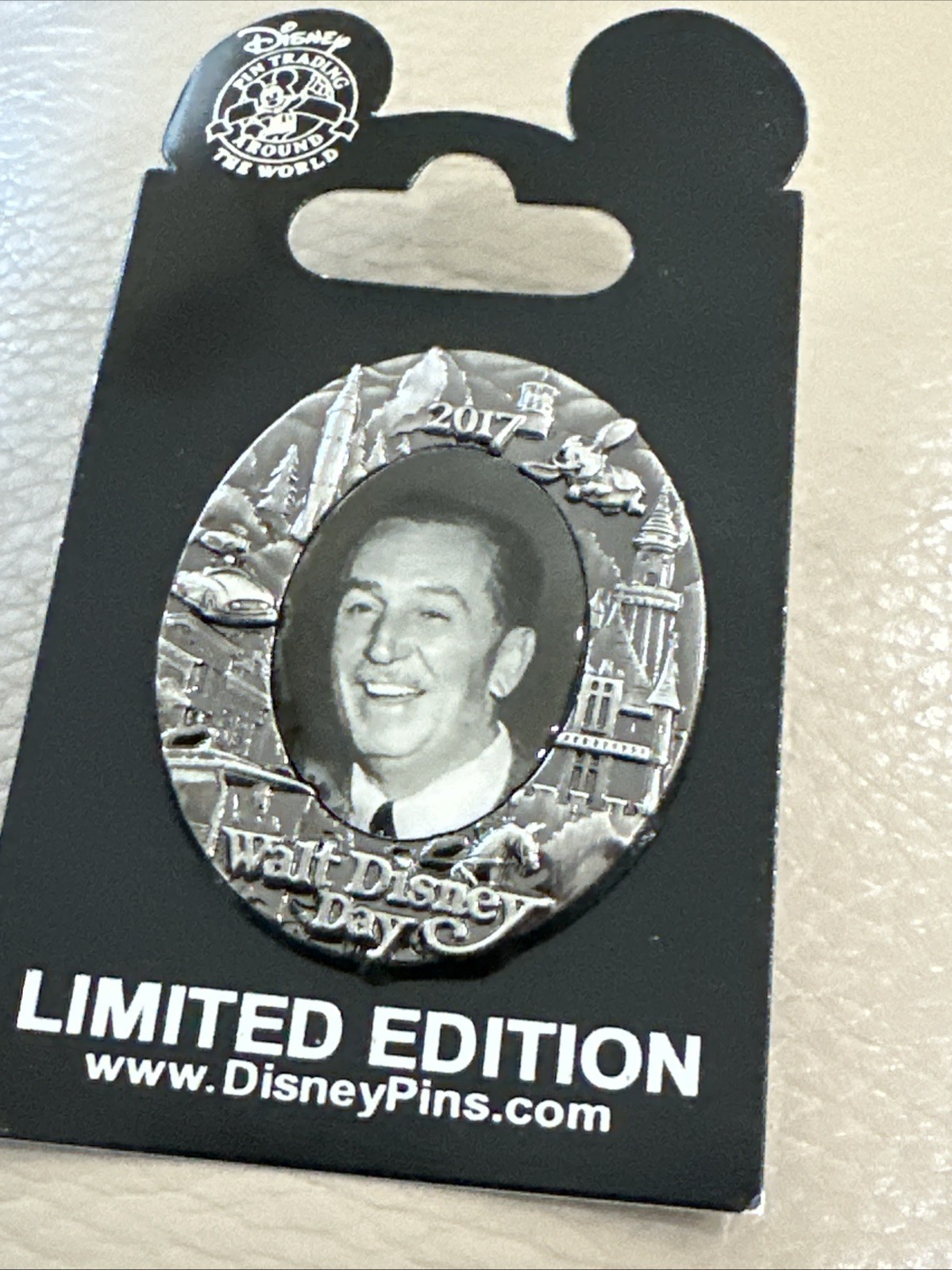 Disney 2017 Walt Day Classic Black & White Portrait Pin LE 4500 NEW CUTE RARE
