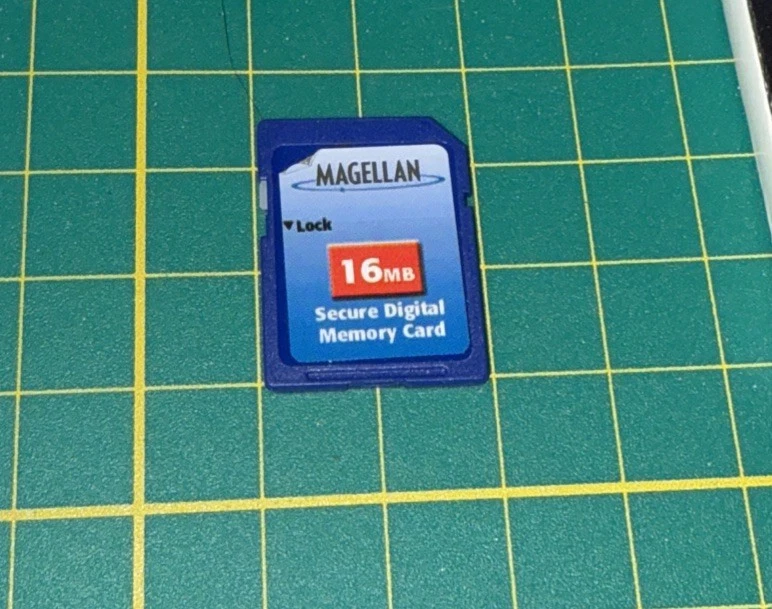 Magellan Meridian Platinum Handheld GPS Receiver Cd-ROM Memory Card Lot - Image 3 of 4