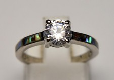 925 STERLING SILVER LADIES RING WITH WHITE GEMSTONE ABALONE SHELL US 5.25