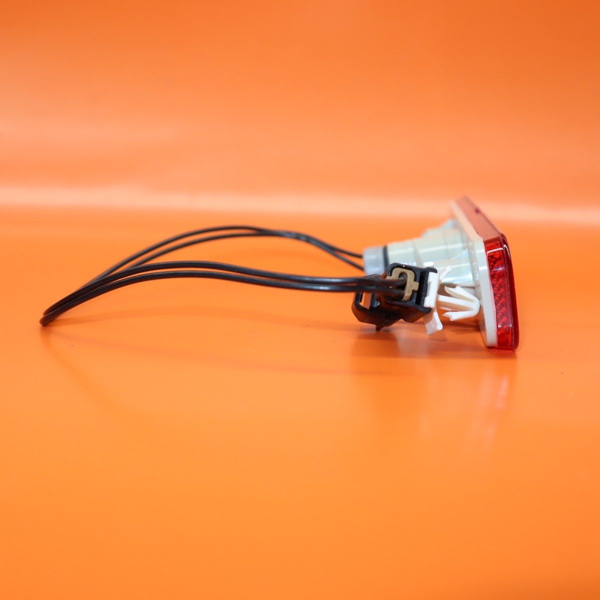 Maserati Quattroporte 2004-2008 Rear Right Side marker light P/N 205326