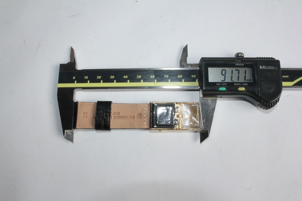 FREDERIQUE CONSTANT Black Leather e-Strap Smart S… - image 9