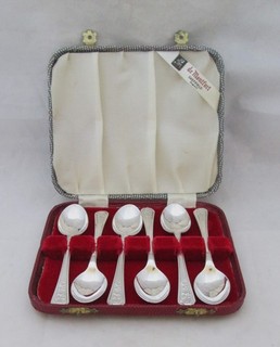 VINTAGE DE MONTFORT SHEFFIELD SILVER PLATED 6 TEASPOONS BOXED FLOWERS
