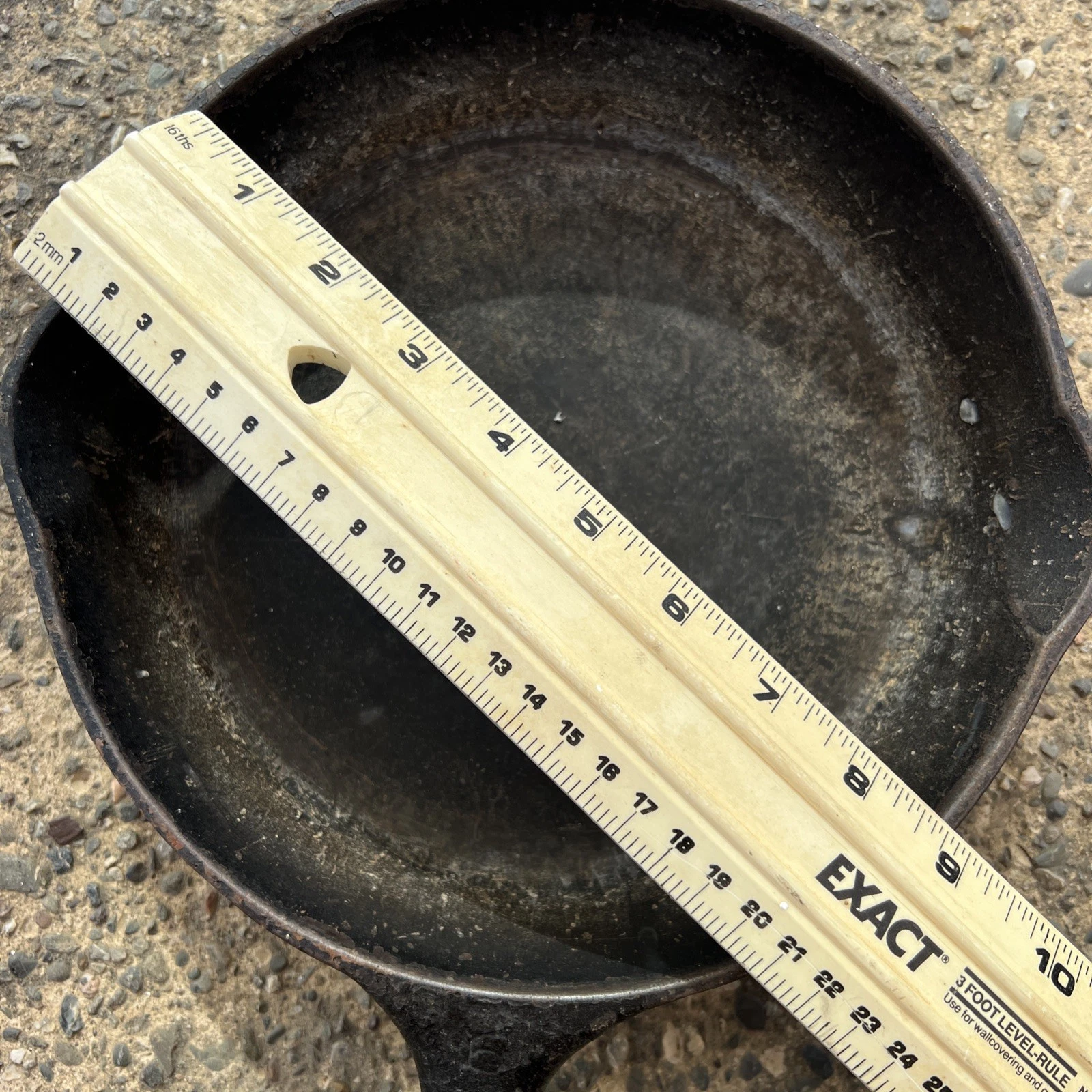 Vintage Wagner Ware Sidney 0 Cast Iron Skillet