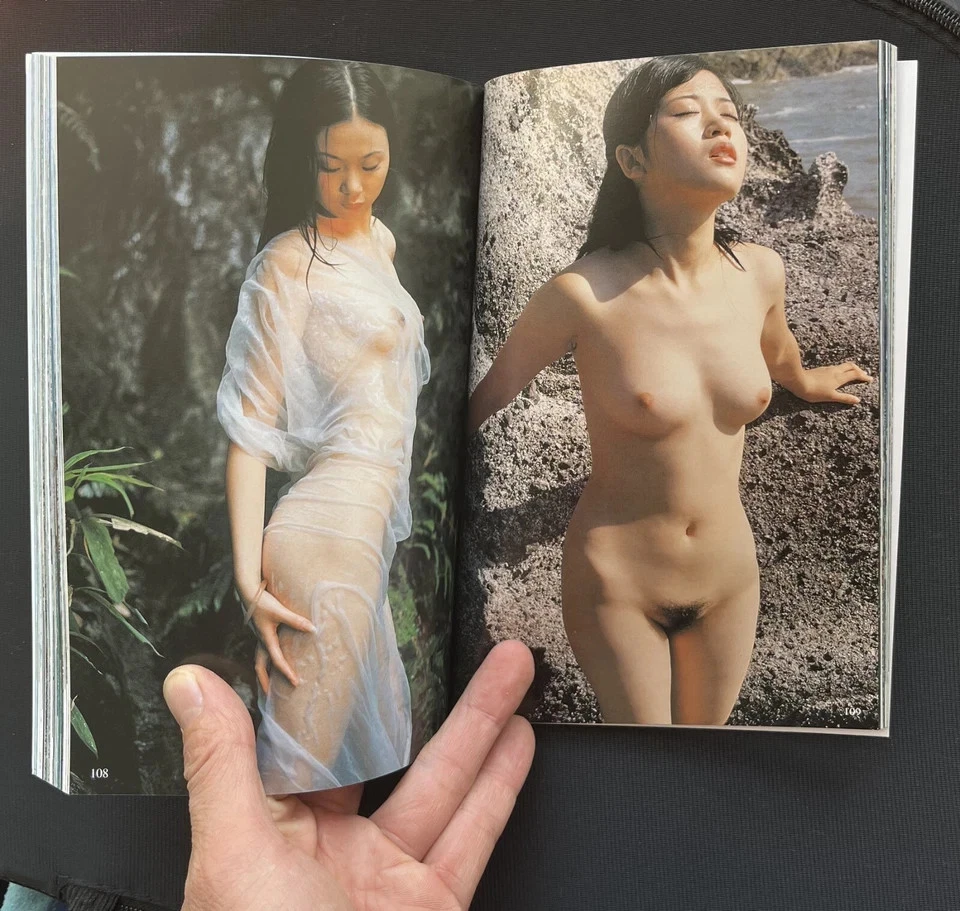 New Nude Photography Book Female Nature Body Feature Education Textbook Collect - Image 3 of 4