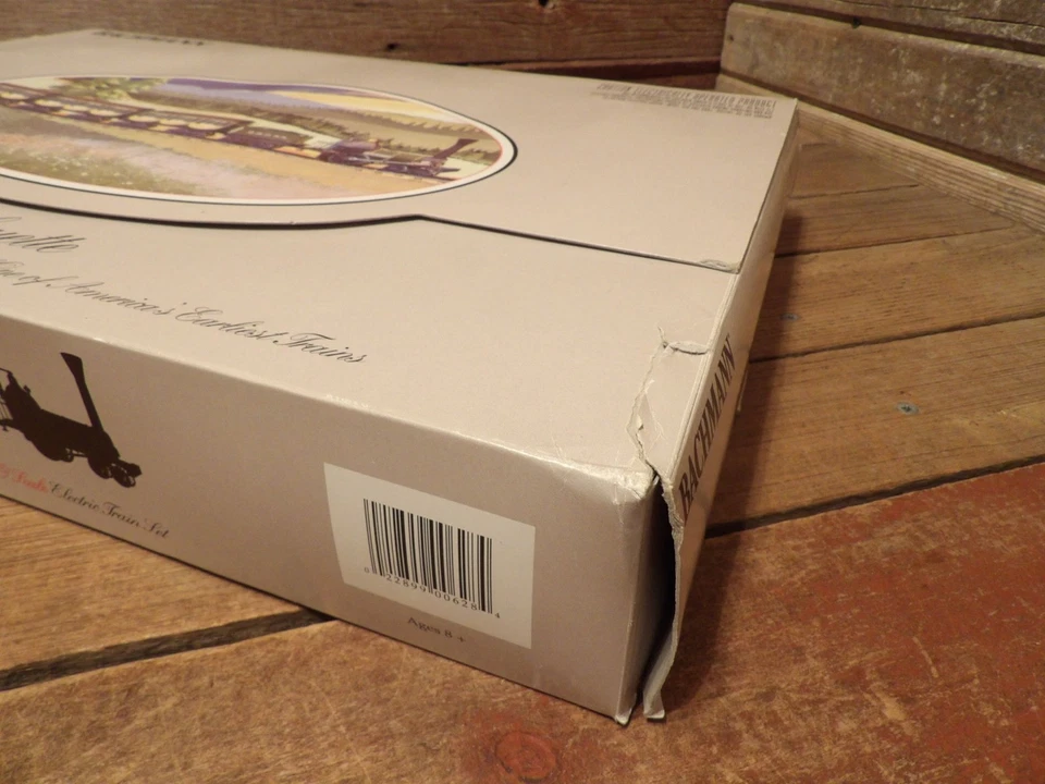 Bachmann HO scale C&NW EXPRESS Train Set New In packaging, Never Opened - Image 3 of 4