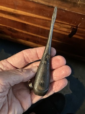 Vintage SMALL 5-3/4  PERFECT WOOD HANDLE (Split Wood) Screwdriver- GERMANY