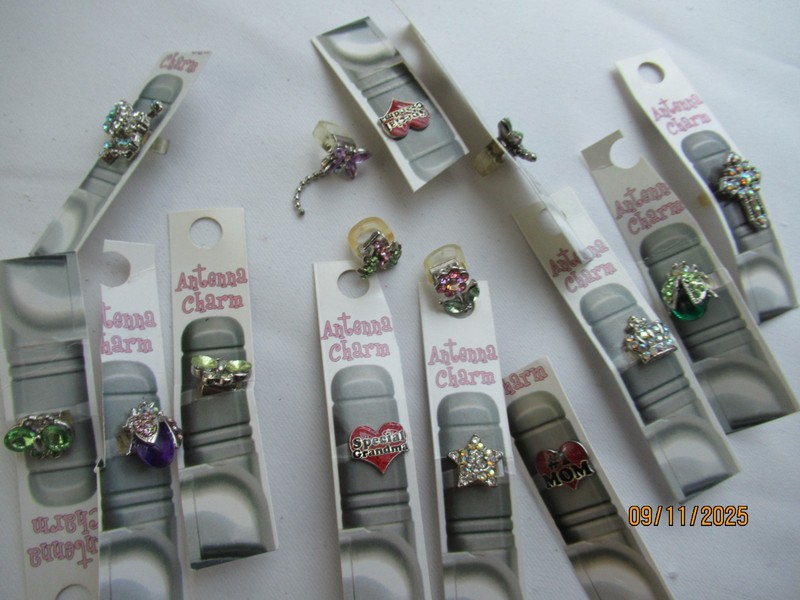 Antenna charms made in Ital y
