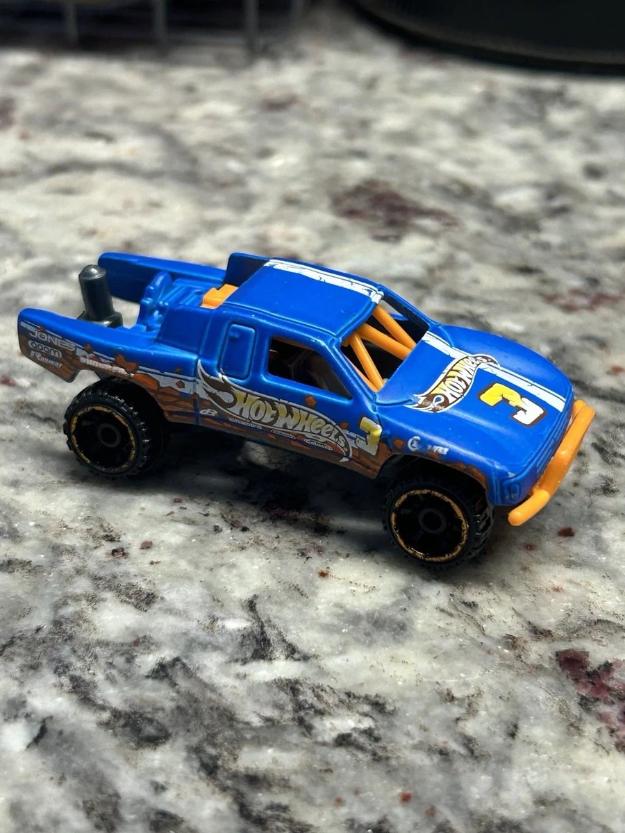 Preços baixos em Toyota Hot Wheels Racing Plástico Veículos de
