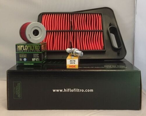 Service Kit For SUZUKI AN400 BURGMAN 2007 to 2017 Filters and NGK Spark Plug