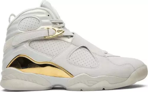 Jordan 8 Retro C&C Trophy